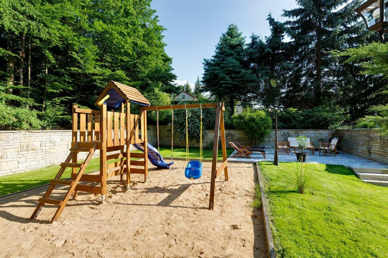Ferienwohnungen Siebenlehn Am Romanus Freibad Exteriör bild